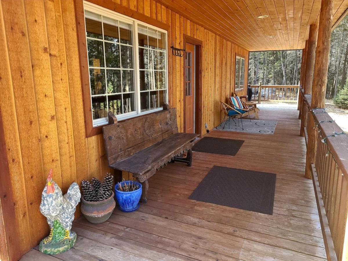 Blacktail Cabin Hideaway With Hot Tub Lakeside Exterior foto