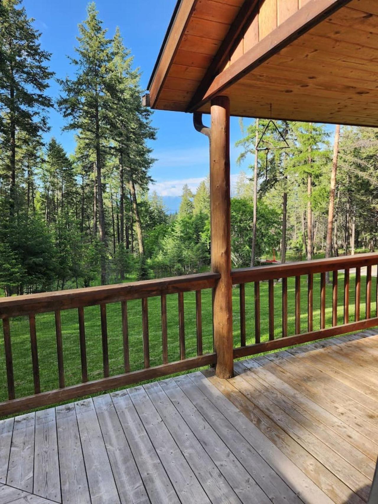 Blacktail Cabin Hideaway With Hot Tub Lakeside Exterior foto